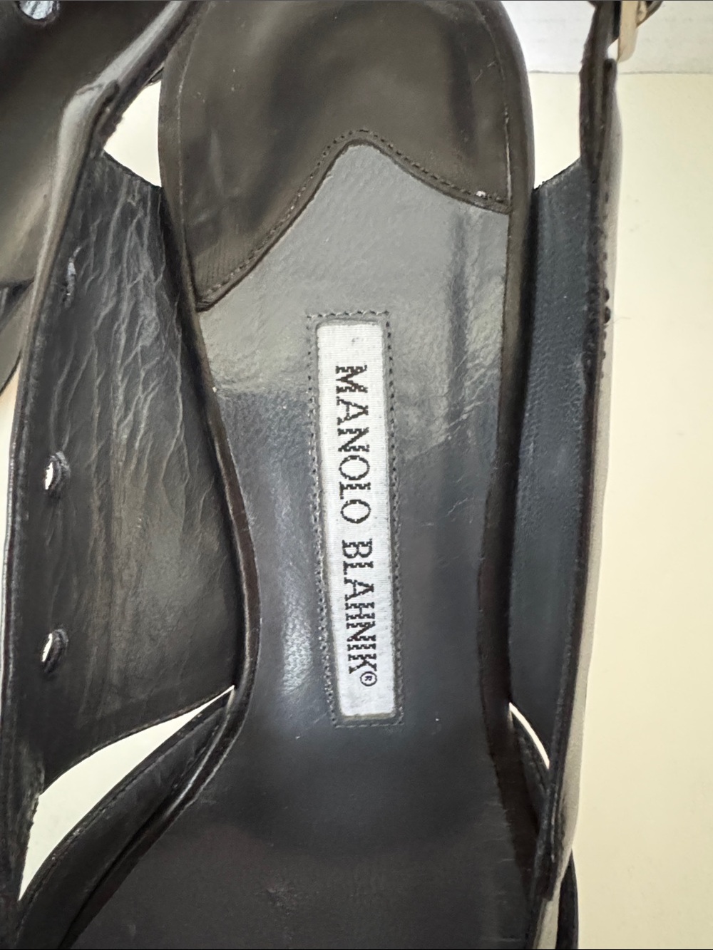 Manolo Blahnik Black Pointed Slingback Pumps with Cutout Sides - Picture 3 of 9